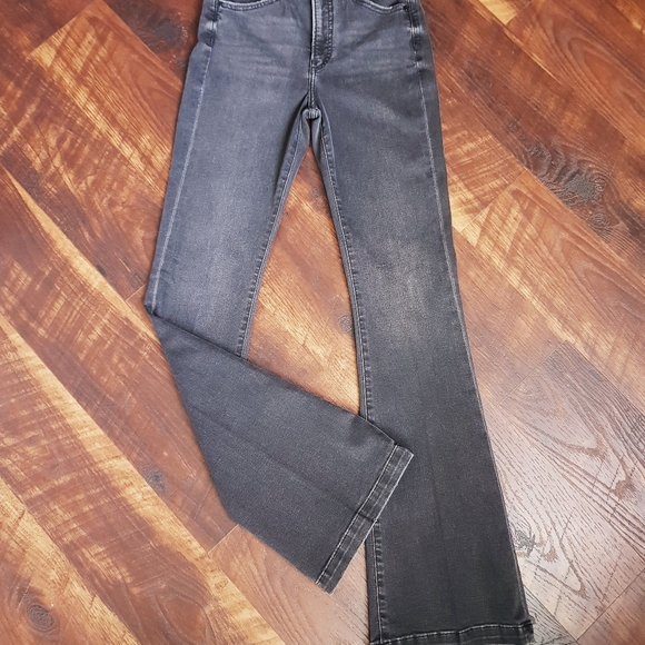 EXPRESS HIGH WAISTED FLARE JEANS - Picture 8 of 9